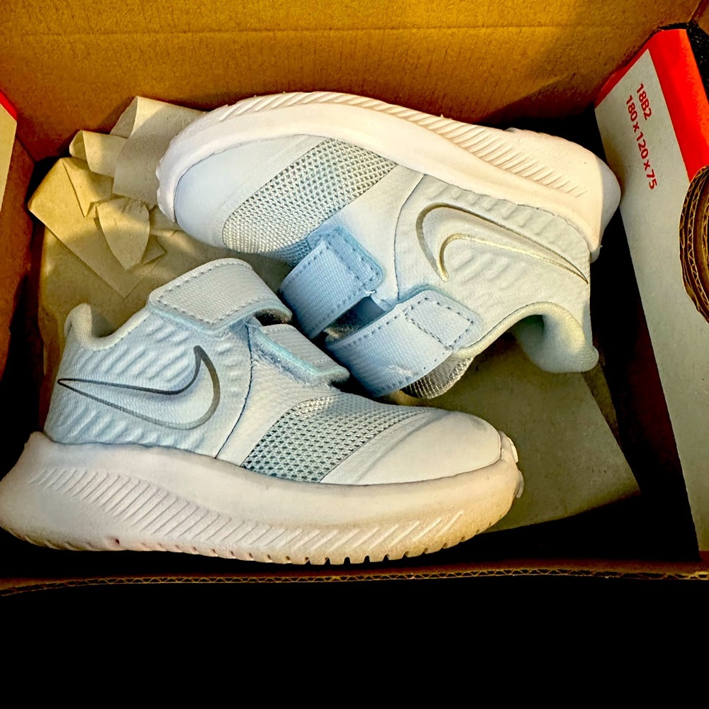 Baby shoes